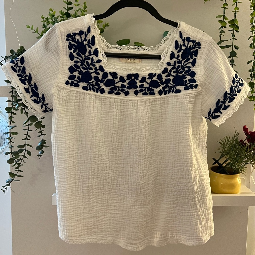 Luna Moon Embroidered White and Blue Women's Top